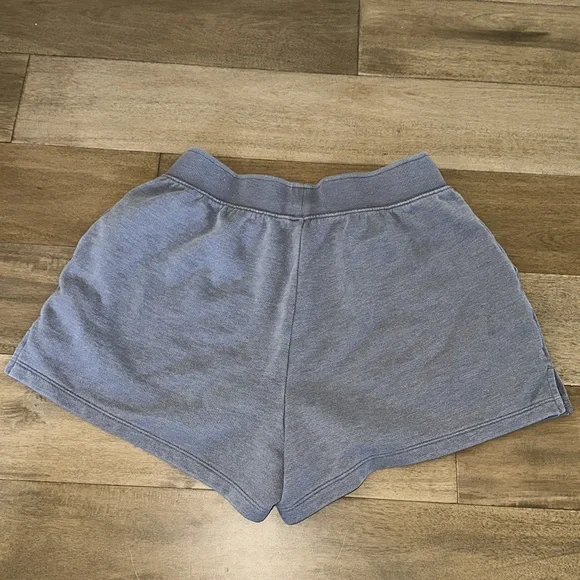 ALO Yoga Women's Athletic Shorts washed grey ( worn once) size small - Picture 3 of 7